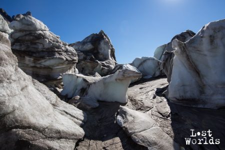 Dédale de blocs de glace échoués dans le sableuses © Yann Bigant / Naturevolution